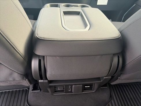 New 2026 GMC Sierra 1500 Elevation image 13