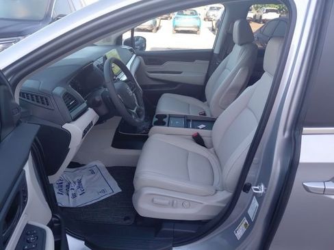 New 2026 Honda Odyssey EX-L image 25