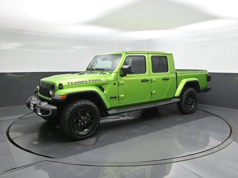 New 2026 Jeep Gladiator Sport AWD/4WD image 34