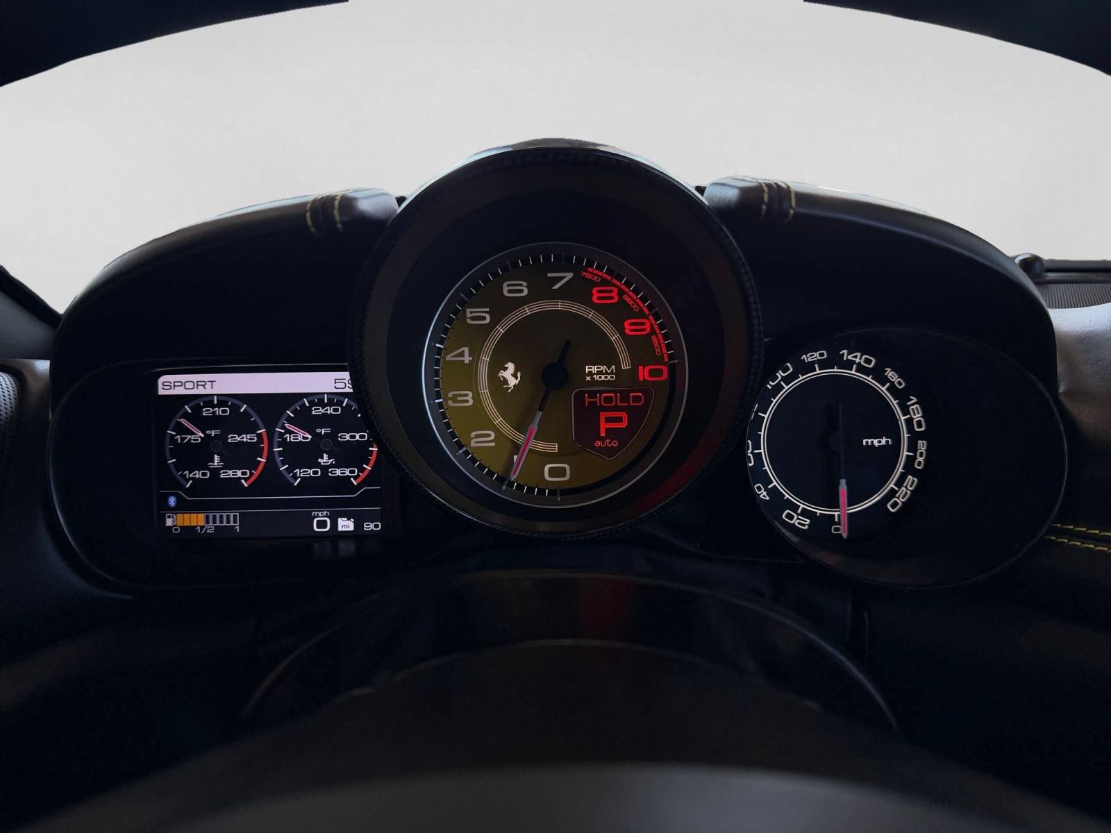 Used 2015 Ferrari California T RWD image 20