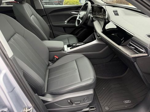 New 2025 Audi Q5 Premium Plus image 9