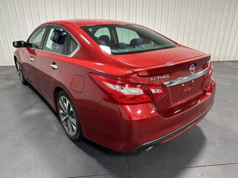 Used 2016 Nissan Altima 2.5 SR image 3