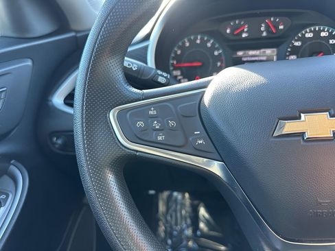 Used 2024 Chevrolet Malibu LT image 14
