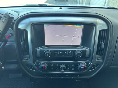 Used 2014 Chevrolet Silverado 1500 LTZ AWD/4WD image 17