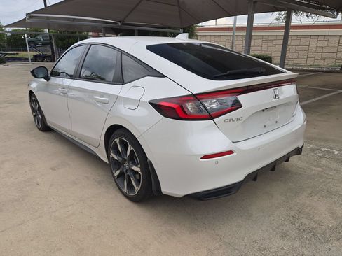 Used 2025 Honda Civic Sport Touring image 5