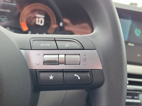 New 2026 Hyundai Tucson SEL FWD image 24