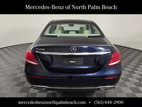 Used 2020 Mercedes-Benz E 350 4MATIC Sedan image 5