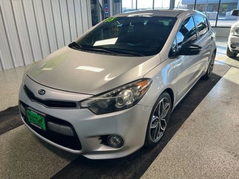Used 2015 Kia Forte SX image 1
