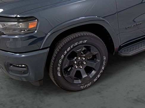 Used 2025 RAM 1500 Big Horn AWD/4WD image 7