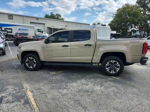 Used 2021 Chevrolet Colorado Z71 image 2