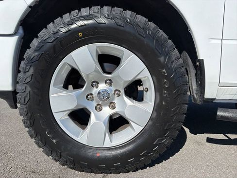 Used 2012 RAM 1500 ST w/ Special Service Group image 14