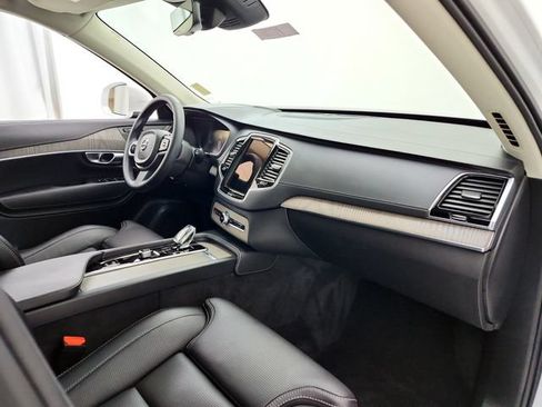 Used 2023 Volvo XC90 T8 Ultimate w/ Protection Package Premier AWD/4WD image 13