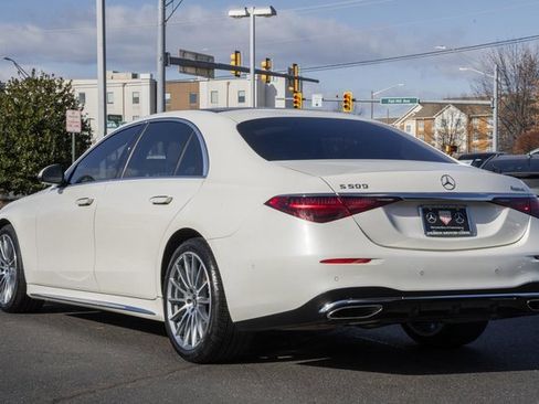 Certified 2022 Mercedes-Benz S 500 4MATIC image 5