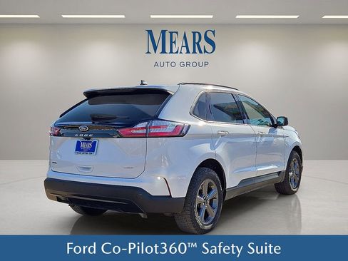 Used 2023 Ford Edge SEL w/ Sport Appearance Package image 6