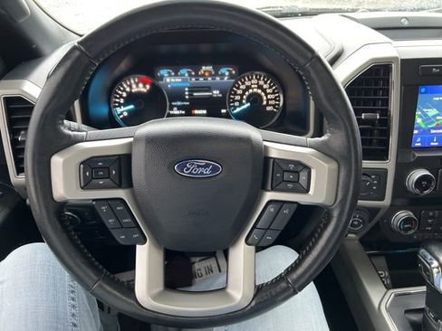 Used 2020 Ford F150 Lariat w/ Equipment Group 502A Luxury AWD/4WD image 17