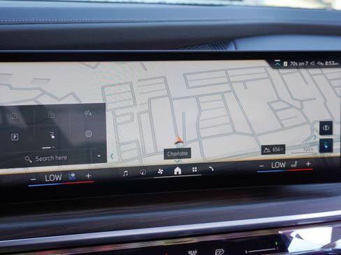 Certified 2023 BMW i7 xDrive60 w/ Executive Package 2 AWD/4WD image 28