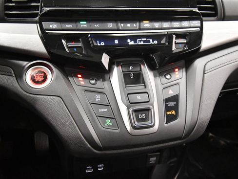 Certified 2025 Honda Odyssey EX-L image 26