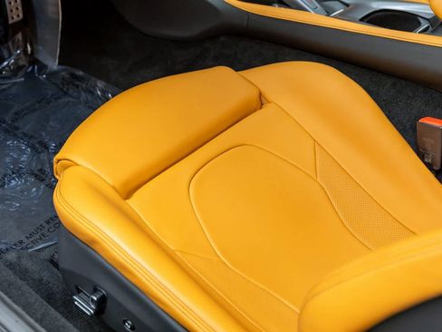 Used 2023 Ferrari Portofino M image 31