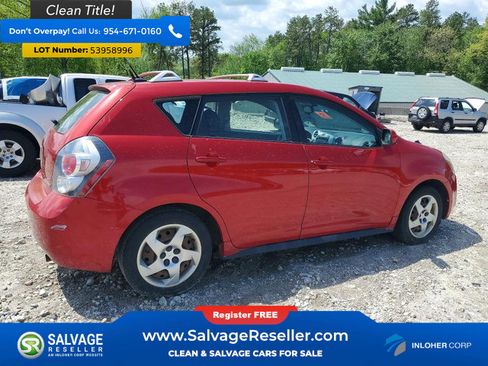 Used 2010 Pontiac Vibe w/ Sun And Sound Package FWD image 4