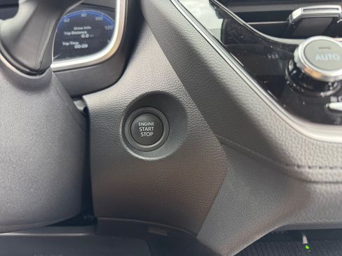 Certified 2026 Toyota Corolla Cross XLE FWD image 30