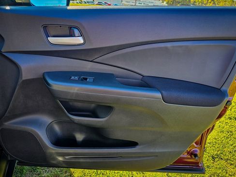 Used 2016 Honda CR-V SE image 39