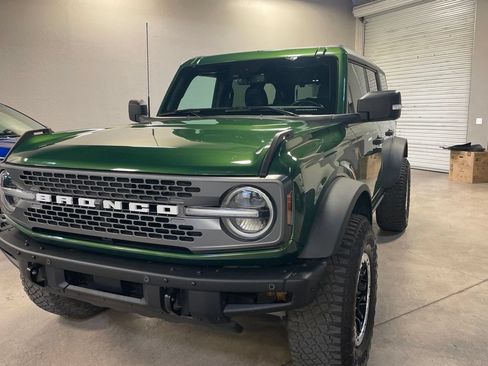 Used 2023 Ford Bronco Badlands AWD/4WD image 2