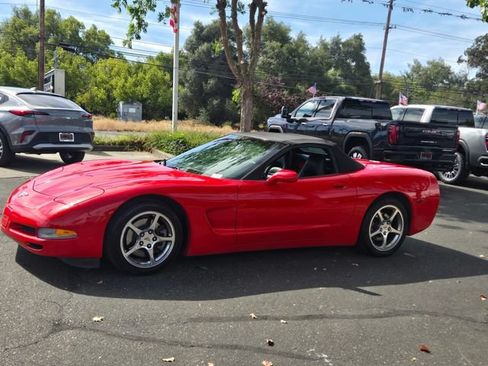 Used 2003 Chevrolet Corvette Convertible RWD image 7