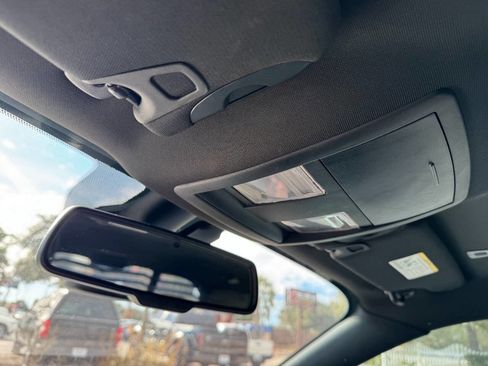 Used 2018 Dodge Challenger SXT image 23