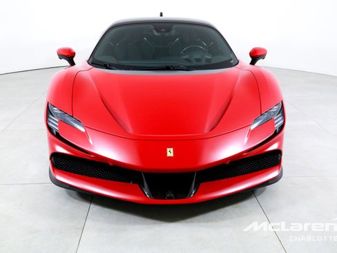 Used 2022 Ferrari SF90 Stradale image 4