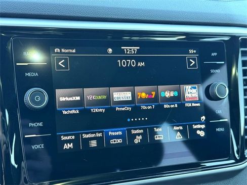 Used 2022 Volkswagen Atlas Cross Sport SE image 24