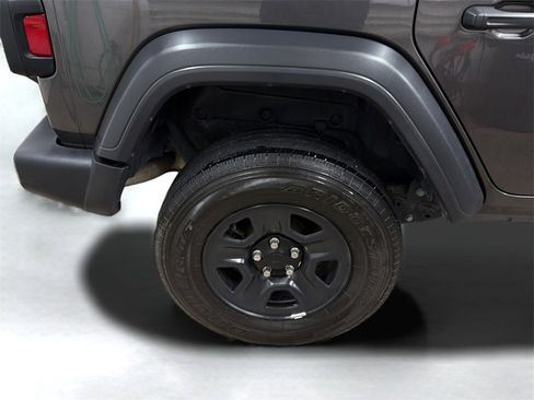Used 2019 Jeep Wrangler Unlimited Sport S image 30