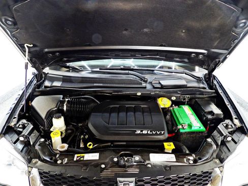 Used 2017 Dodge Grand Caravan SE w/ Power Window Group image 4