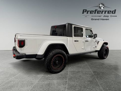 Used 2021 Jeep Gladiator Mojave AWD/4WD image 21