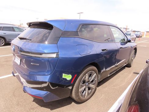 Used 2023 BMW iX xDrive50 w/ Sport Package image 3