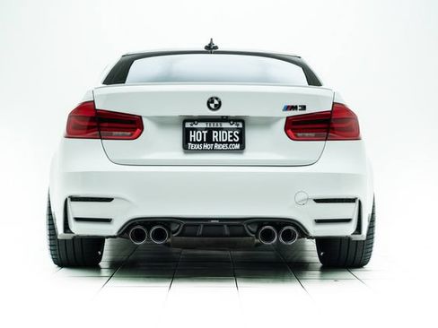 Used 2018 BMW M3 RWD image 17
