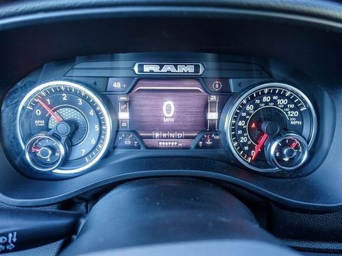 Used 2022 RAM 1500 Big Horn image 5