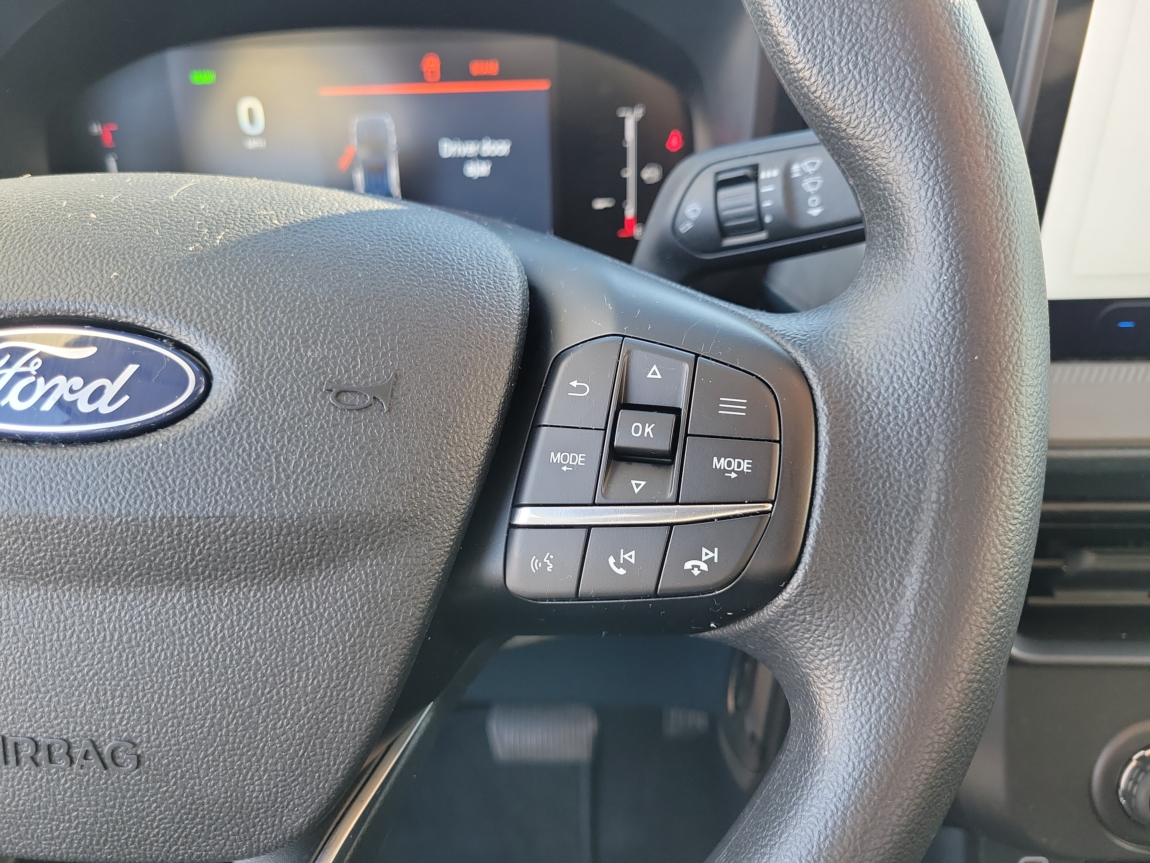 Certified 2025 Ford Maverick XL FWD image 7