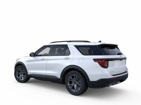 New 2026 Ford Explorer Active w/ Active Comfort Package AWD/4WD image 5