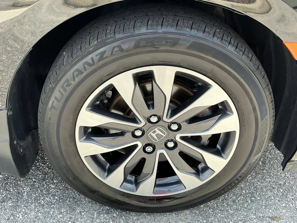 Used 2024 Honda Odyssey EX-L image 19