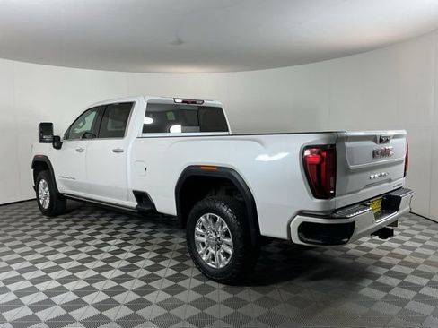 Used 2022 GMC Sierra 3500 Denali AWD/4WD image 6