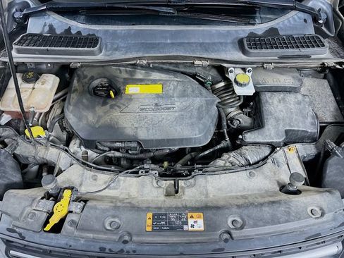 Used 2016 Ford Escape SE w/ Equipment Group 201A FWD image 27