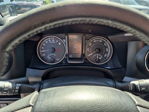 Used 2019 Toyota Tacoma TRD Off-Road AWD/4WD image 23