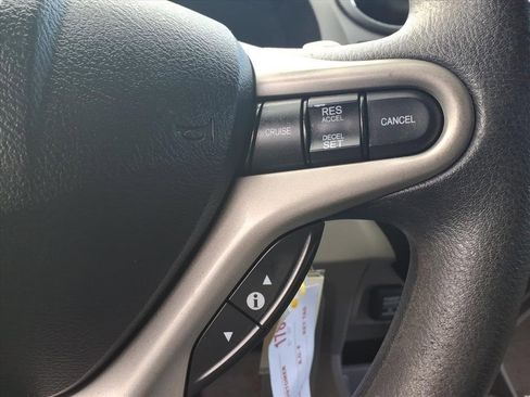 Used 2011 Honda Insight EX image 31