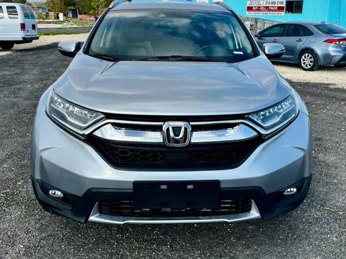 Used 2018 Honda CR-V Touring image 3