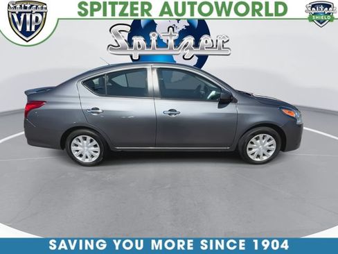 Used 2018 Nissan Versa SV FWD image 10