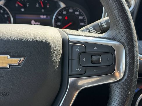 Used 2023 Chevrolet Blazer LT FWD image 25