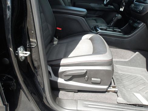 Used 2020 GMC Canyon All Terrain w/ Trailering Package image 10