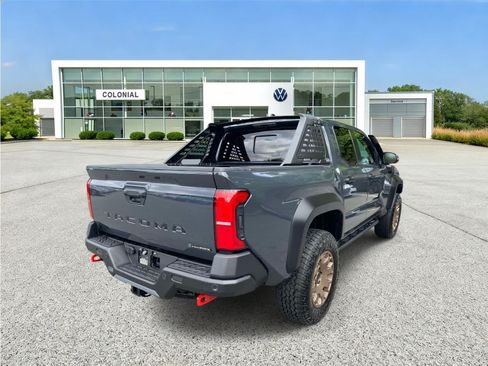 Used 2025 Toyota Tacoma 4x4 Double Cab Hybrid image 5