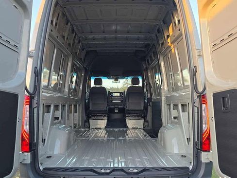 New 2026 Mercedes-Benz Sprinter 2500 image 21
