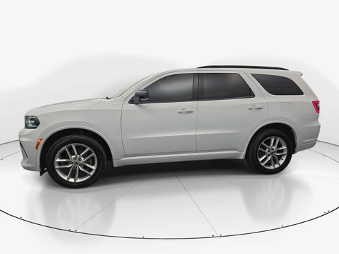 Used 2023 Dodge Durango GT image 4